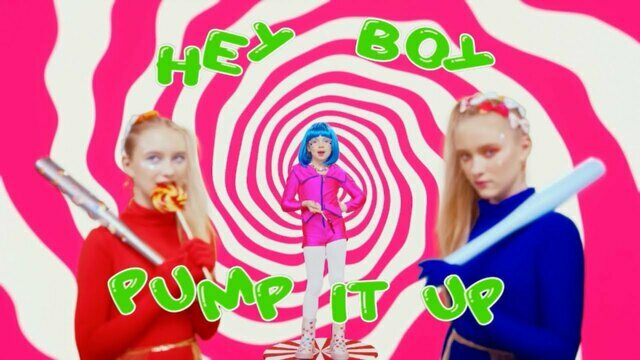 Превью клипа «Pump It Up»