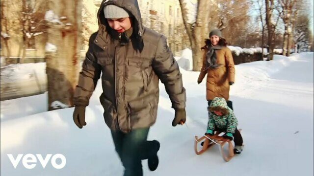 Превью клипа «December»