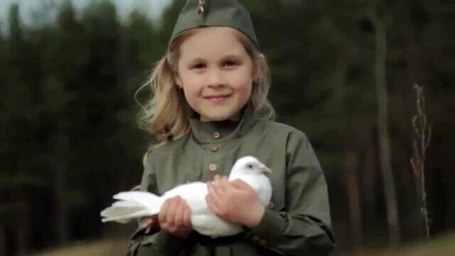 Превью клипа «Хотят ли русские войны»