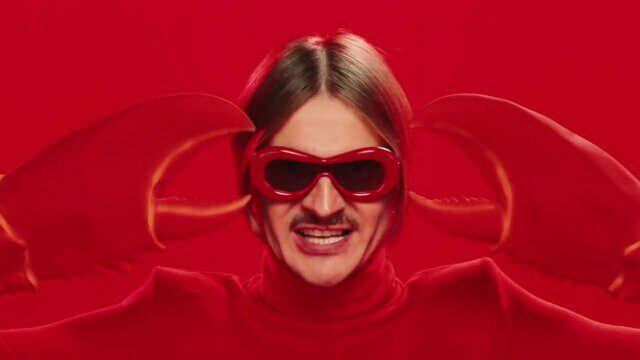 Превью клипа «Lobster Popstar»