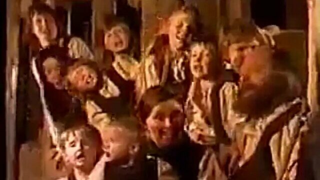 Превью клипа «The Kelly Family - Calling Heaven»