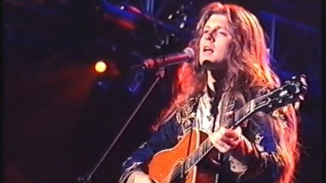 Превью клипа «Red Shoes»