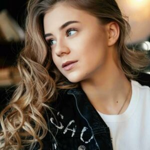 Катя Адушкина