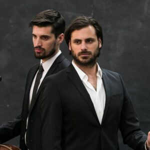 2CELLOS