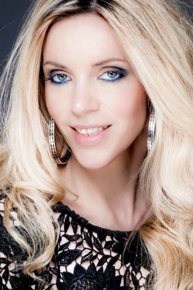 Женская весна