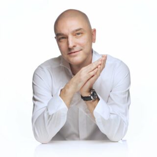 Верю