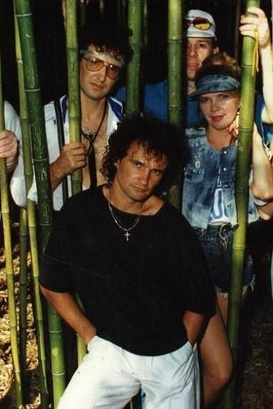 Влюблённый май