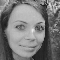 Анна Зубарева