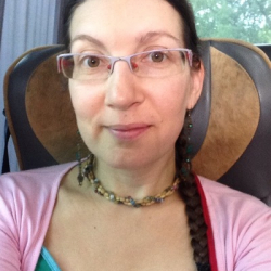 Надя Тиунова