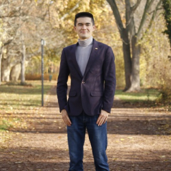 Асгат Ягудин