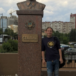 Андрей Боев