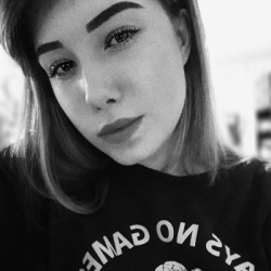 Алёна Купряшина