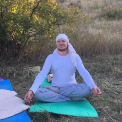 Александр Жильцов