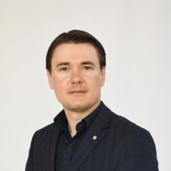 Павел Красавин