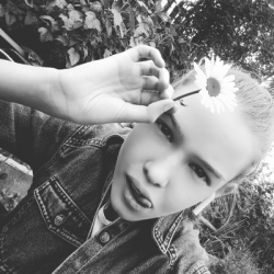 Полина Яковлева