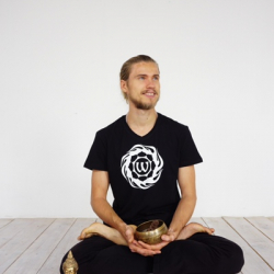 Олег Фирсов