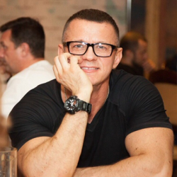 Денис Кузнецов