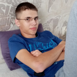 Максим Боднарь