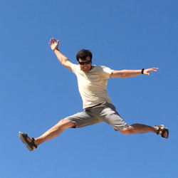 Роман Комаров