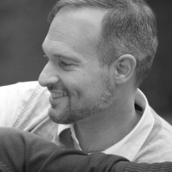 Анатолий Анатольев