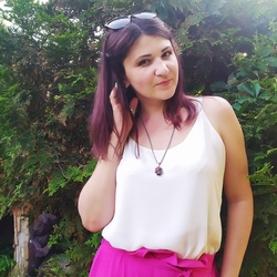 Анна Григорова