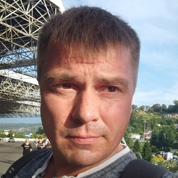 Евгений Белобров