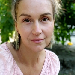 Татьяна Снег